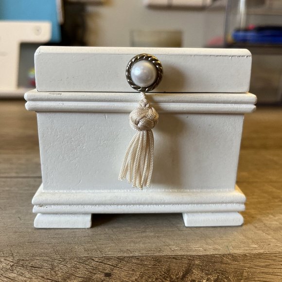 Small Jewelry Box - Picture 5 of 6